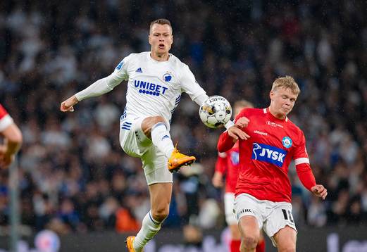 Bläddra bland fler bilder av Fotboll, Danska Ligan, FC Köpenhamn - Silkeborg