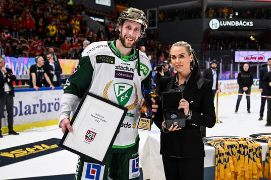 Färjestads Per Åslund tilldelas Stefan Liv memorial av
