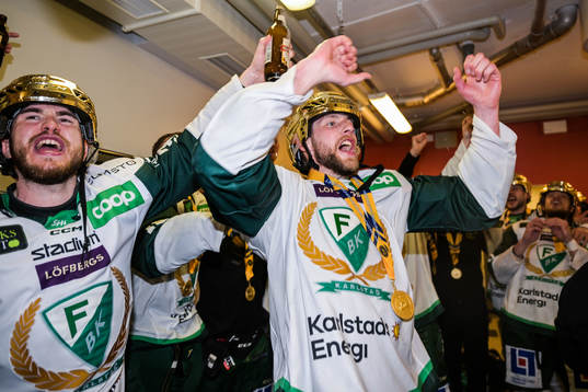 Färjestads Michael Lindqvist jublar
