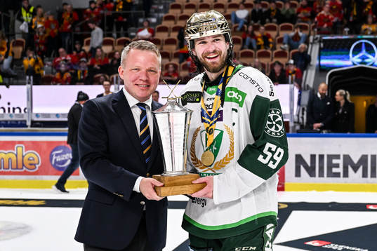 Anders Larsson, ordförande Svenska Ishockeyförbundet, och