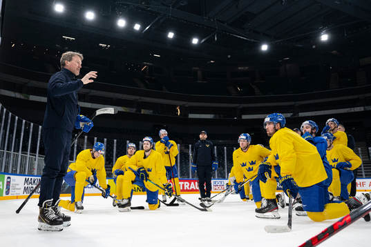 Head coach Johan Garpenlöv