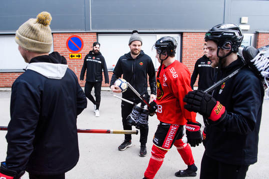 Luleås Oscar Engsund värmer upp