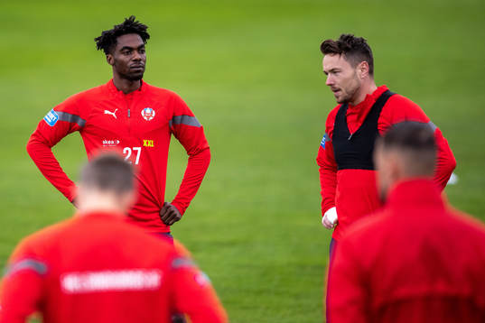 Benjamin Acquah och Viljormur Davidsen