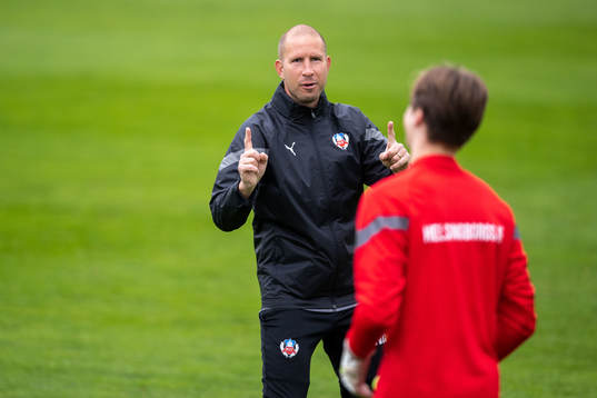 Assisterande tränare Mattias Lindström