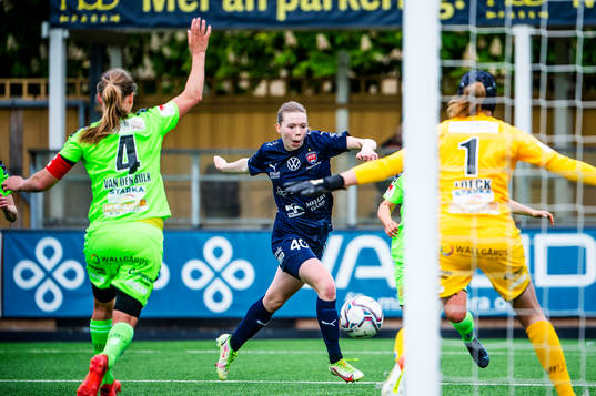 Rosengårds Bea Sprung mot Kristianstads Michaela
