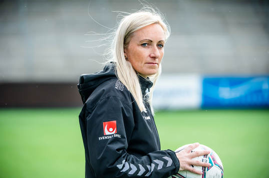Kristianstads tränare Elisabet Gunnarsdóttir innan