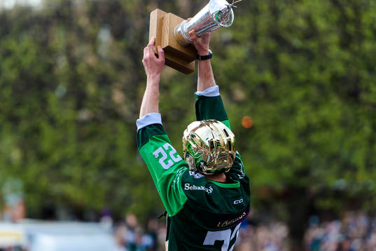 Färjestads Per Åslund jublar