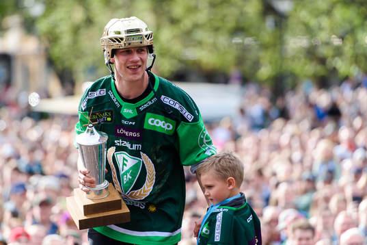 Färjestads Patrik Lundh jublar