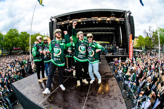 Färjestads Adam Ginning, Joakim Nygård och Albert