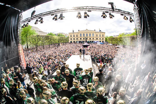 Färjestads spelare jublar