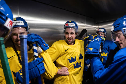 Bläddra bland fler bilder av 2022 IIHF Ice Hockey World Championship, Sweden, practice 