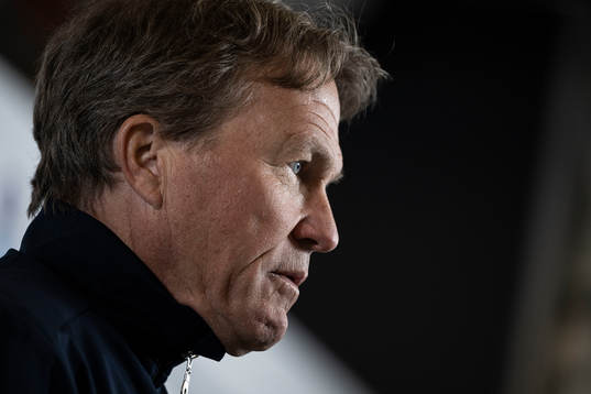 Head coach Johan Garpenlöv