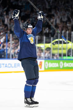 Jere Sallinen of Finland celebrates