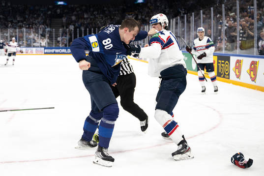 Saku Mäenalane of Finland and Magnus Brekke Henriksen of