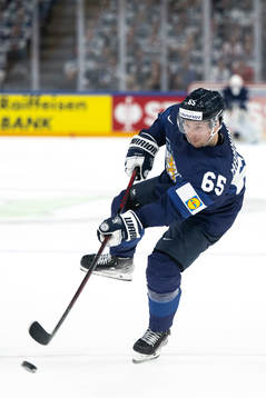 Saku Mäenalanen of Finland