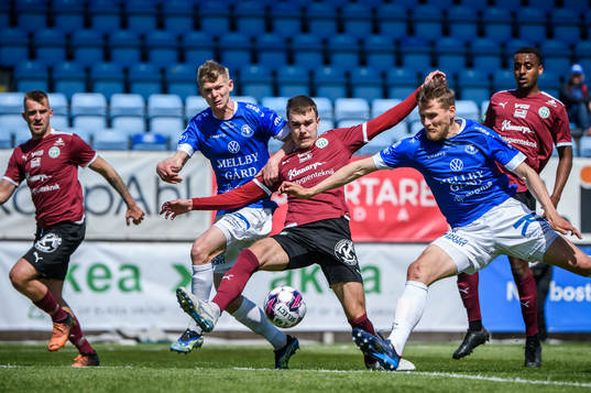 Västerås Dusan Jajic mot Trelleborgs Fritiof Björkén