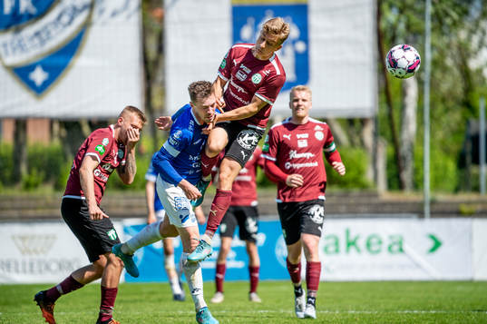 Trelleborgs Nicolas Mortensen mot Västerås Simon Gefvert