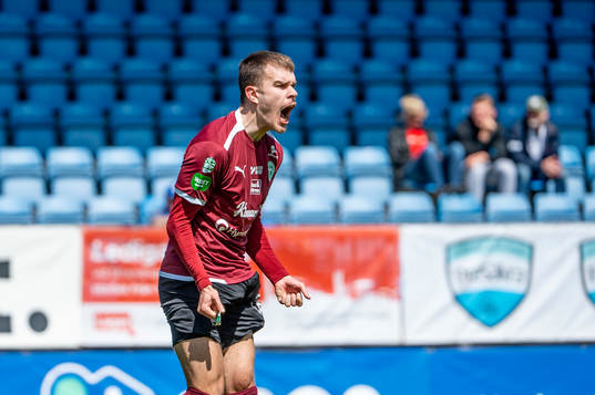 Västerås Dusan Jajic skriker av ilska