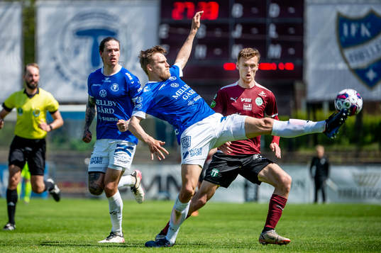 Trelleborgs Mikko Viitikko mot Västerås Viktor Granath