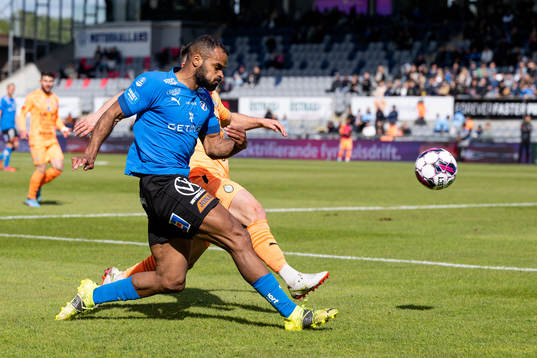 Halmstads Phil Ofosu-Ayeh
