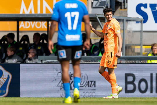 AFC Eskilstunas Amar Muhsin jublar