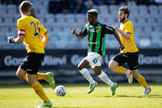 GAIS Rickard Emeka Friday och Lunds Mirza Halvadzic