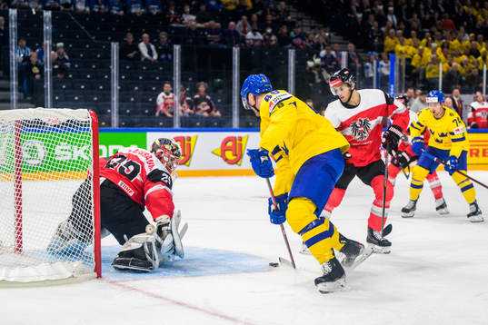 Bernhard Starkbaum of Austria and Carl Klingberg of Sweden