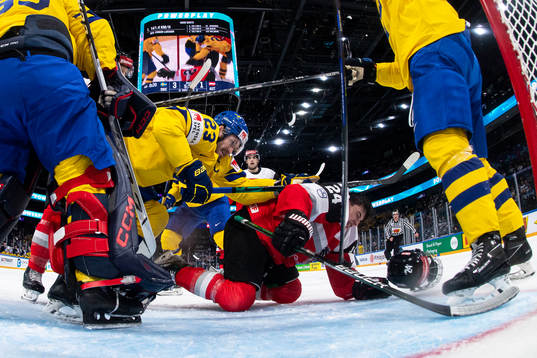 Oliver Ekman Larsson of Sweden and Marco Kasper of Austria