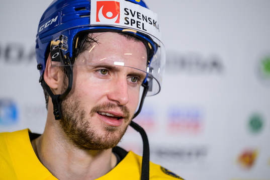 Oliver Ekman Larsson of Sweden