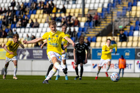 under fotbollsmatchen i Ettan södra mellan Falkenberg och