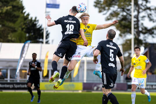 Falkenbergs Oskar Christiansson och Oskarshamns Arton