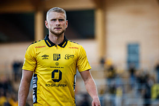 Elfsborgs Simon Strand deppar