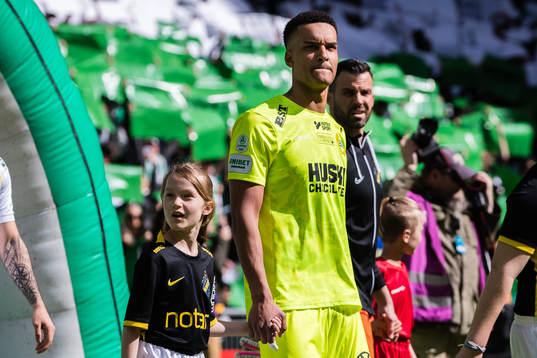 Hammarbys målvakt Oliver Dovin