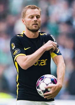 s Sebastian Larsson