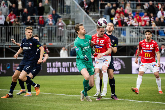 Helsingborgs målvakt Anders Lindegaard och Degerfors
