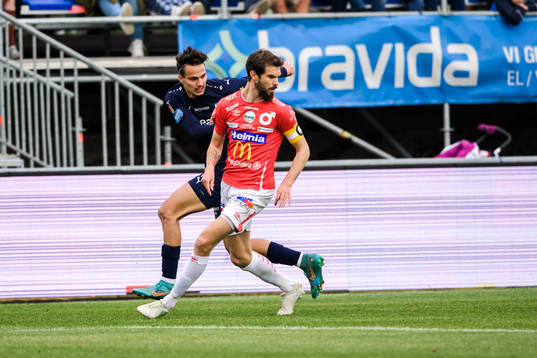 Helsingborgs Armin Gigovic och Degerfors Sebastian Ohlsson