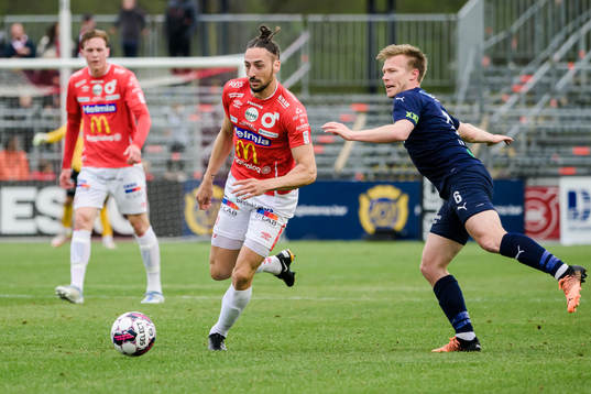 Degerfors Dijan Vukojević och Helsingborgs Andreas Landgren