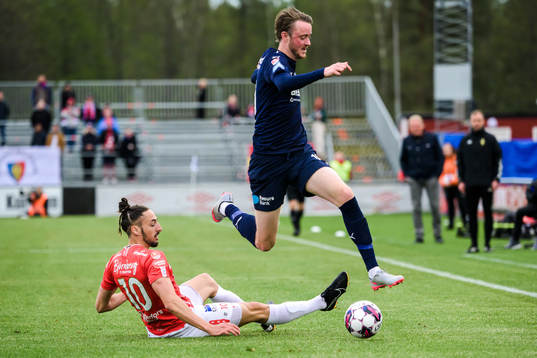 Degerfors Dijan Vukojević och Helsingborgs Rasmus Jönsson