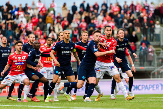 Helsingborgs Viljormur Davidsen och Degerfors Abdelrahman