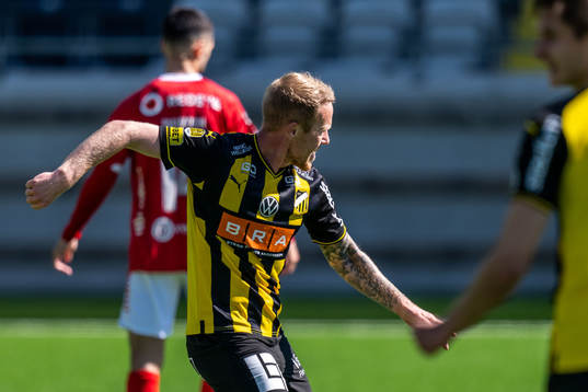 Häckens Mikkel Rygaard Jensen jublar
