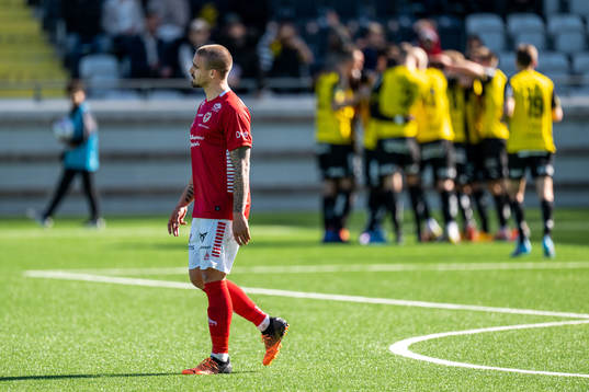 Kalmars Douglas Bergqvist deppar