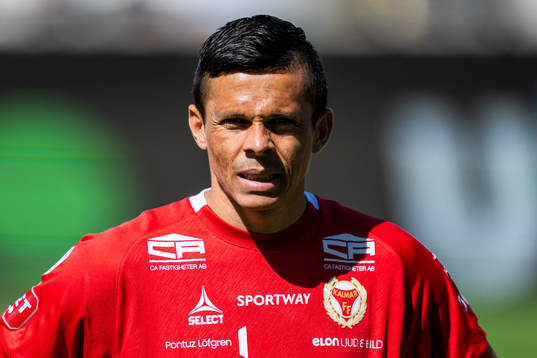 Kalmars Romario Pereira Sipiao vid line up