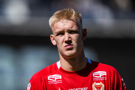 Kalmars Carl Gustafsson vid line up