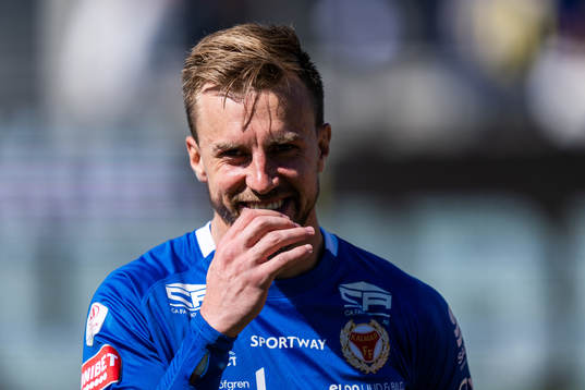 Kalmars målvakt Ricardo Friedrich vid line up