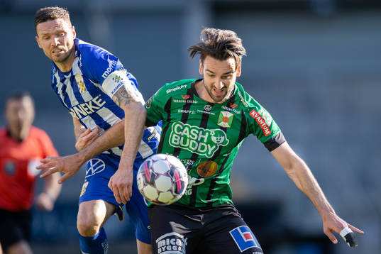 IFK Göteborgs Marcus Berg och Varbergs Oliver Stanisic