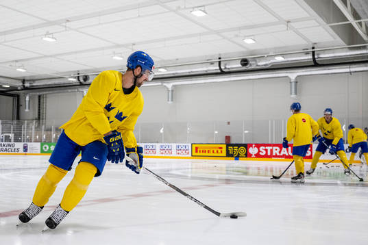 Erik Gustafsson of Sweden at a practice session