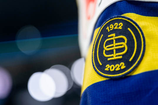 A patch celebrating Swedish Ice Hockey Federation