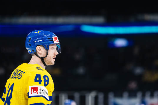 Carl Klingberg of Sweden