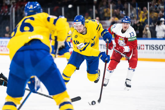 Carl Klingberg of Sweden