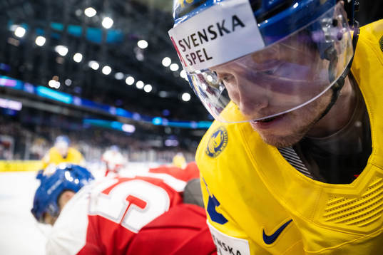 Carl Klingberg of Sweden
